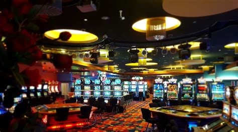 Casino safir   igralni salão